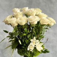Valentines - 12 Roses Standing Tall - beverlyhillsflorist