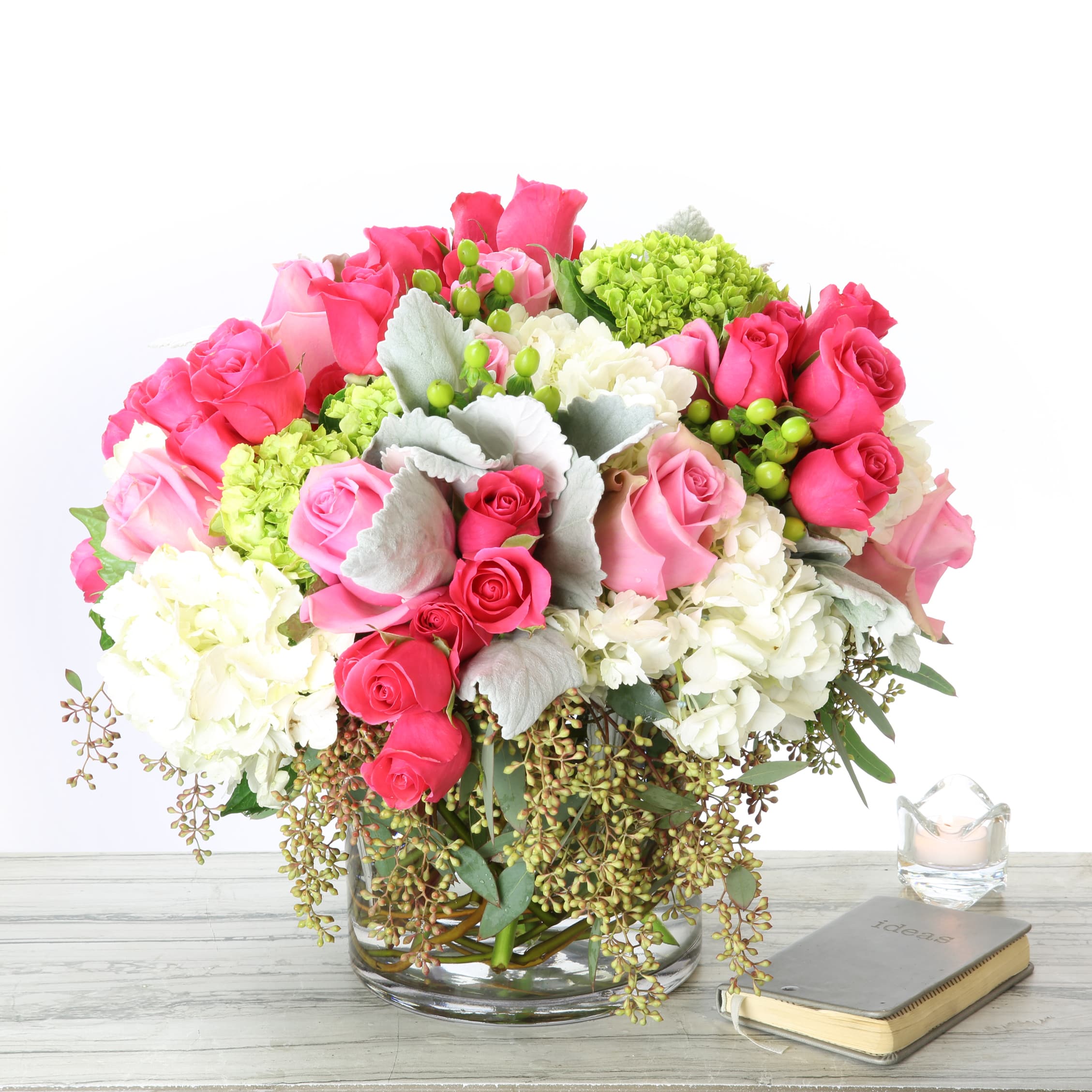 20170130120933_file_588e843d3d982 Parade of Pink - beverlyhillsflorist