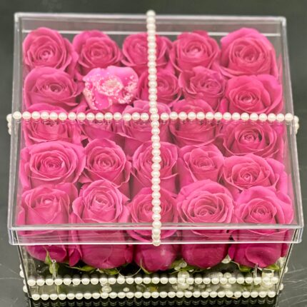 Box of 25 Roses - beverlyhillsflorist