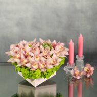Valentines - A Delicate Touch - beverlyhillsflorist