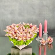 Valentines - A Delicate Touch - beverlyhillsflorist