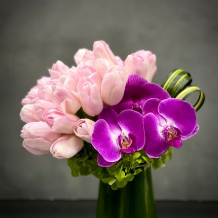 Tiptoeing Through the Tulips - beverlyhillsflorist