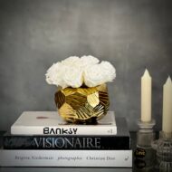 Valentines Day Flowers, Gold Vase, Modern floral arrangement, Birthday FLowers, Love Flowers, Thinking of you flowers, Beverly Hills Florist, Same day delivery