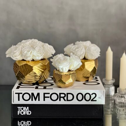 Valentines Day Roses, White Roses, Modern Flowers, Beverly Hills Florist, Just Because, Thinking of you, Same Day Delivery