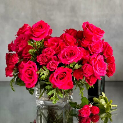 Valentines - A Moment In Time - beverlyhillsflorist