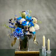 When your Monday's are feeling rather blue. Why not try this quiet little bouquet from  Beverly Hills Florist to bring a bit of serenity into your week with same day delivery service. This sure to never disappoint, these wonderful selections of blues tulips, white peonies, and white king protea are there to brighten even the gloomiest of days.