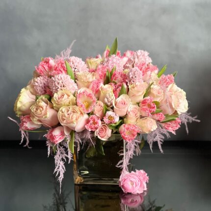 Sweet Embrace - beverlyhillsflorist