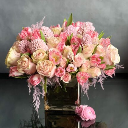 Sweet Embrace - beverlyhillsflorist
