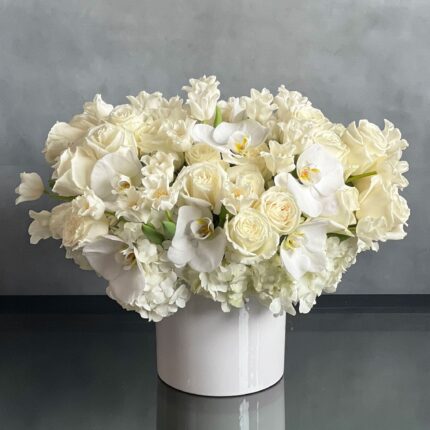 Pearl Elegance - Designer's Choice - beverlyhillsflorist