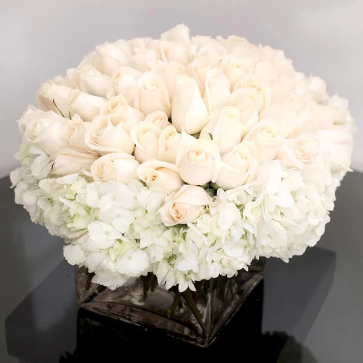 media7cb5e67dcb46bf8e72775e508b9fd309_1_39 Valentines - Height of Elegance - beverlyhillsflorist