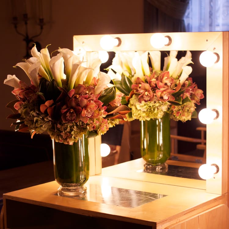 media9fc711c84add42392f76716498e4d23d Standing Ovation - beverlyhillsflorist