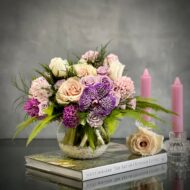 Hand Tie Posy - beverlyhillsflorist