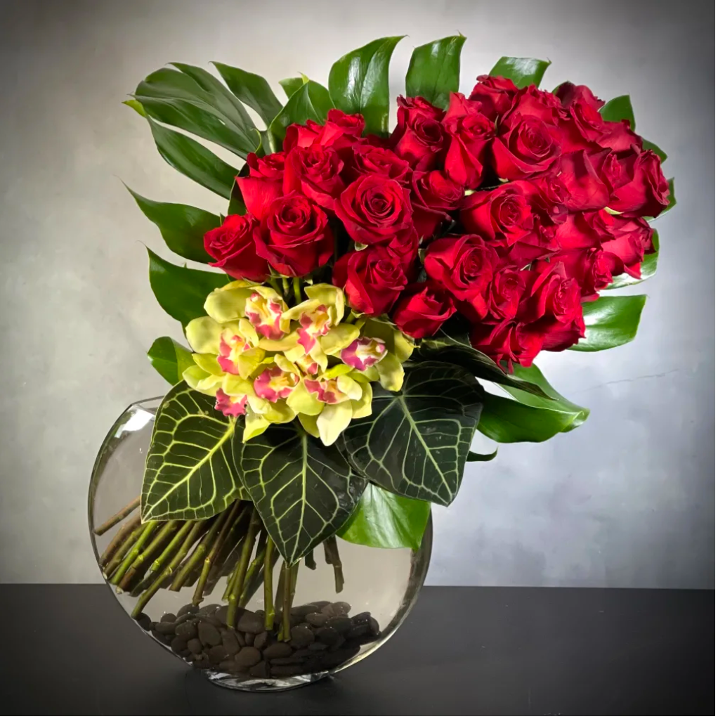 red_roses_cym_orchids_1efeaae2-ba98-46f1-a674-0009e30bae17 Valentine - A Chic Symphony - beverlyhillsflorist