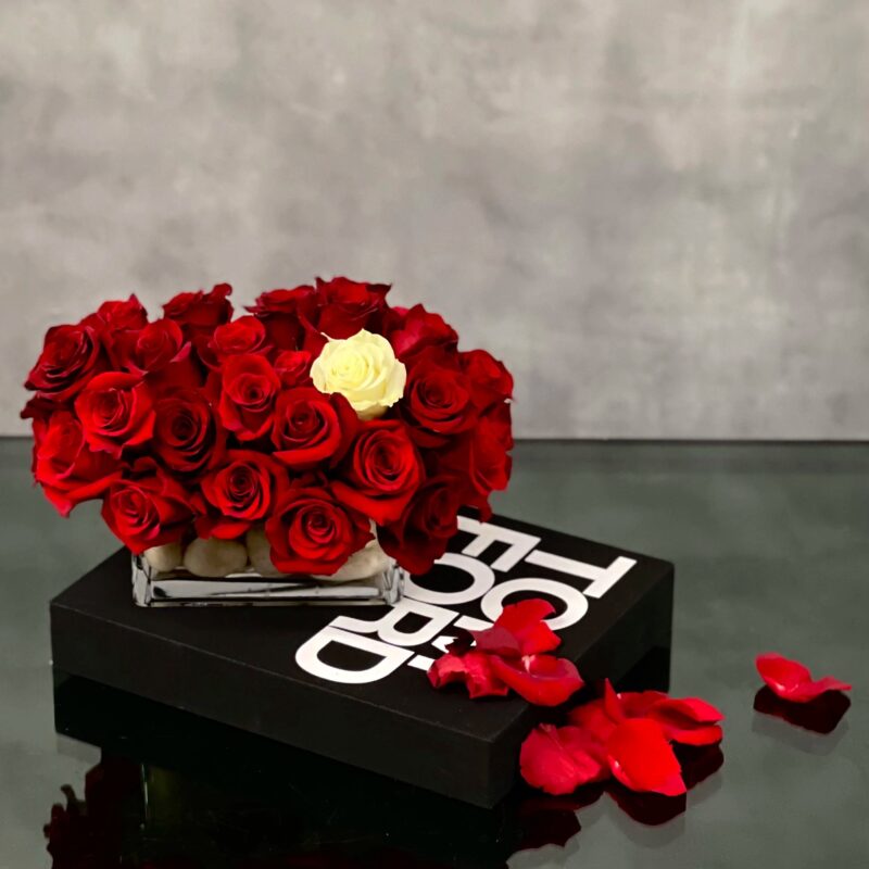 Tom's Roses - beverlyhillsflorist