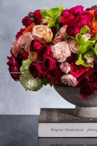 Love's Embrace - beverlyhillsflorist